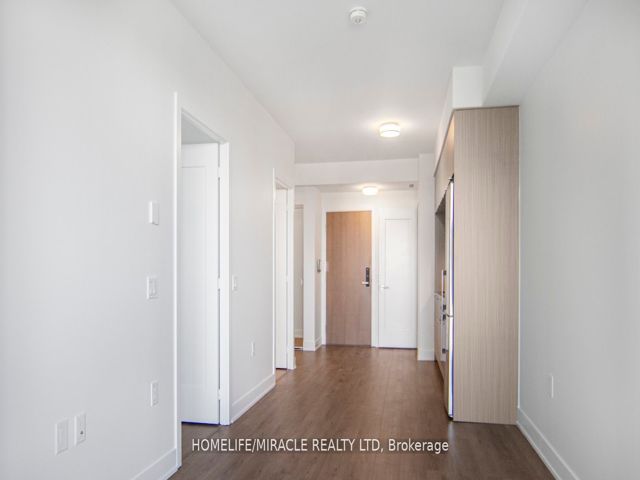 2905 - 575 Bloor St E