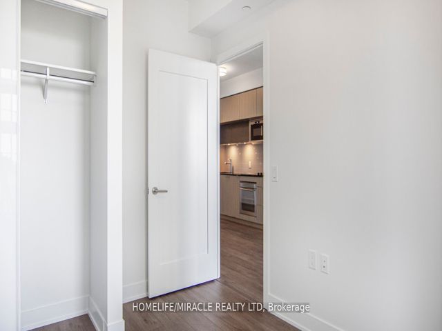 2905 - 575 Bloor St E
