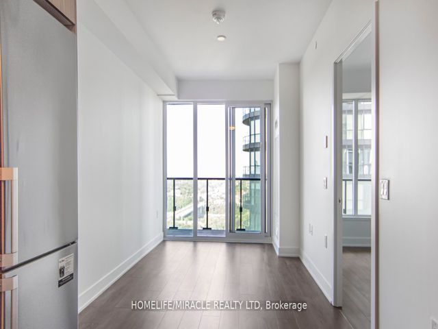 2905 - 575 Bloor St E