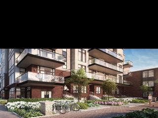 61 - 861 Sheppard Ave W