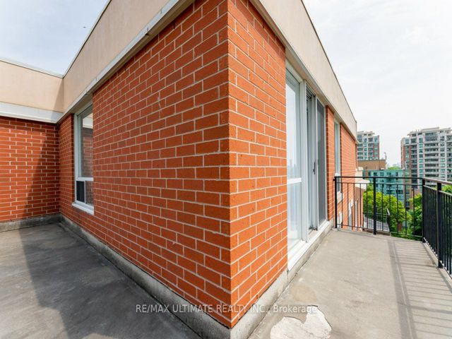 PH13 - 300 Balliol St