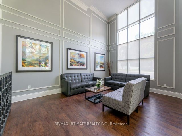 PH13 - 300 Balliol St