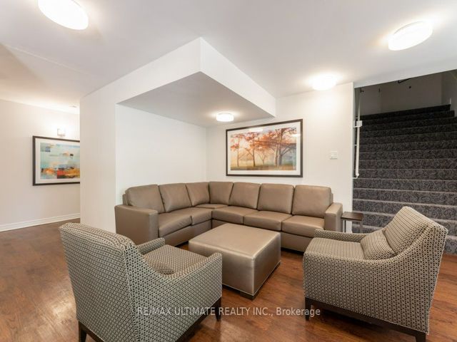 PH13 - 300 Balliol St