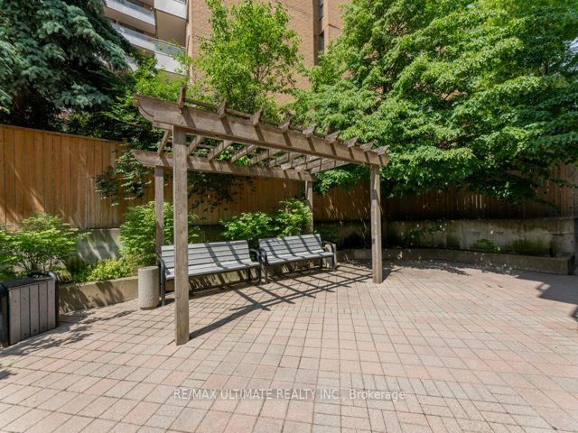 PH13 - 300 Balliol St