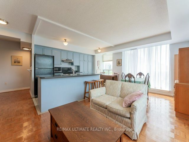PH13 - 300 Balliol St