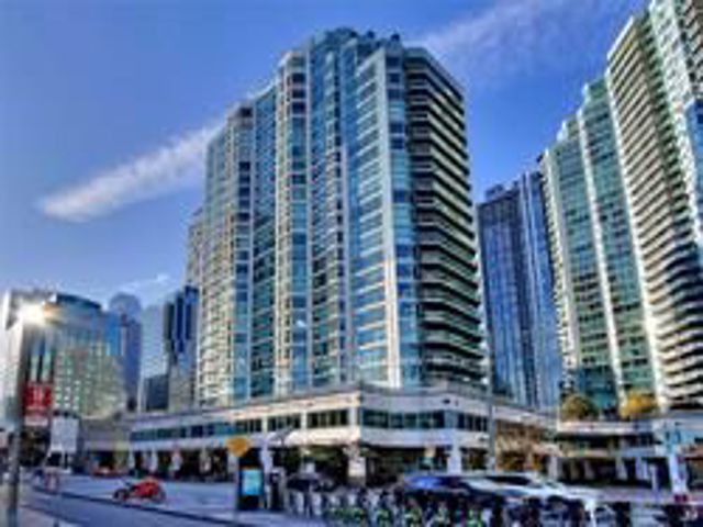 1009 - 10 Queens Quay W