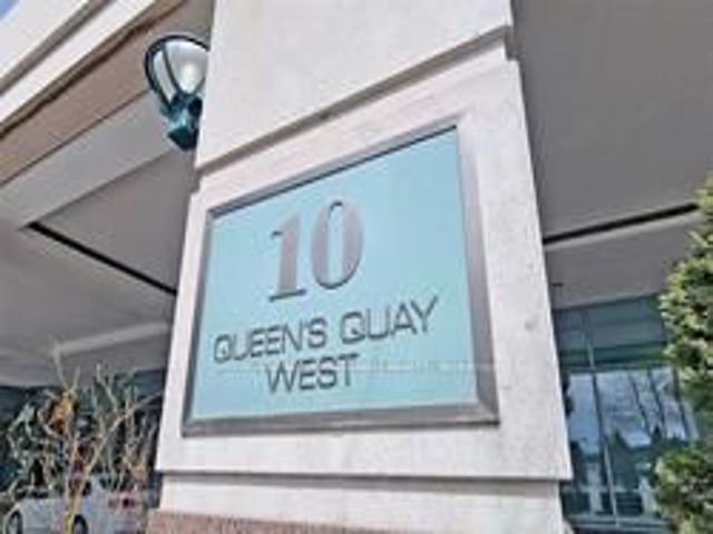 1009 - 10 Queens Quay W