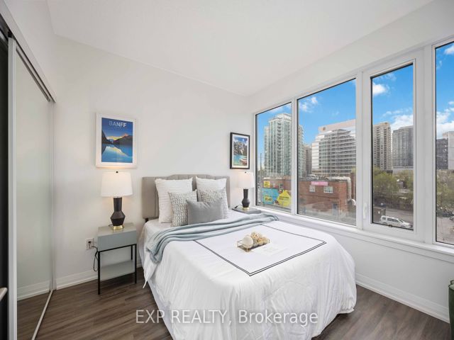 303 - 75 Canterbury Pl