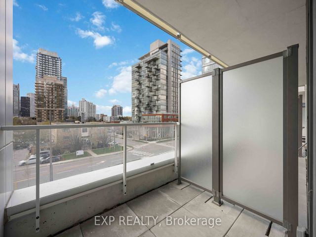 303 - 75 Canterbury Pl