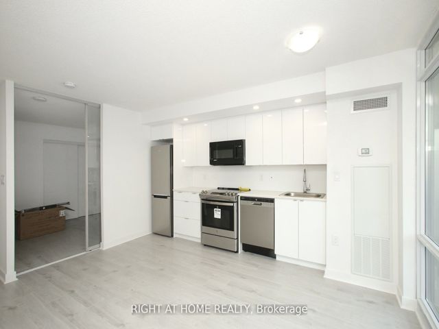 309 - 4K Spadina Ave