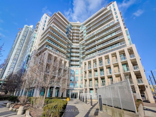 919 - 410 Queens Quay W