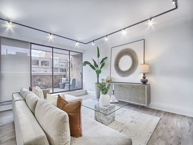 406 - 55A Avenue Rd