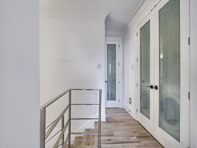 406 - 55A Avenue Rd