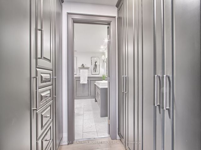 406 - 55A Avenue Rd