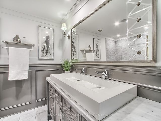 406 - 55A Avenue Rd