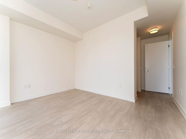 3305 - 15 Queens Quay E