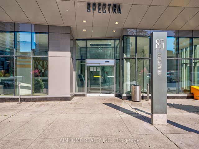 906 - 85 Queens Wharf Rd