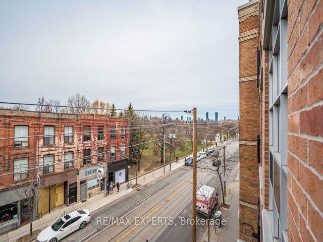 411 - 955 Queen St