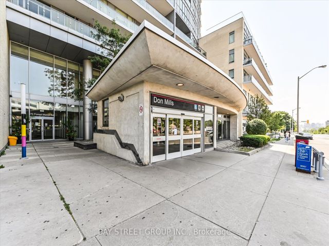 2202 - 70 Forest Manor Rd