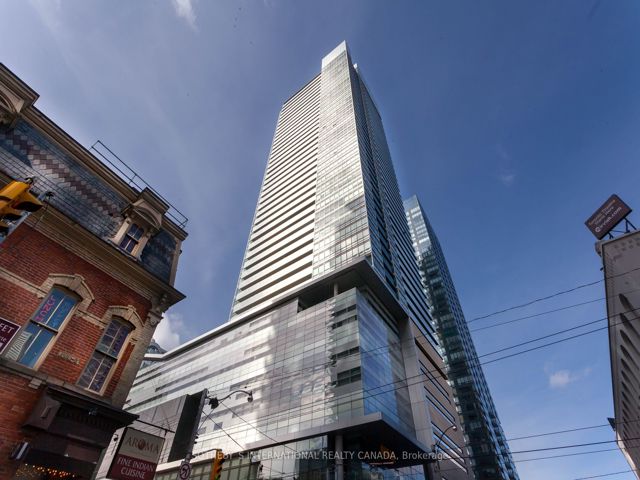 1303 - 80 John St