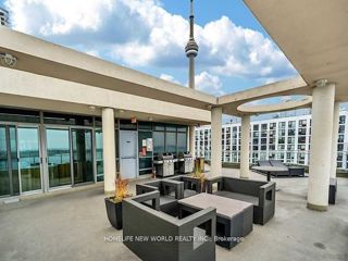 1106 - 410 Queens Quay W