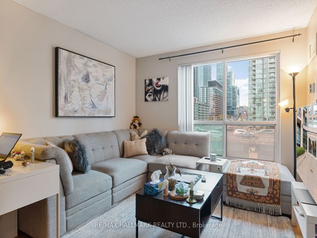 505 - 410 Queens Quay