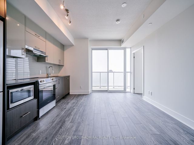 2115 - 188 Fairview Mall Dr
