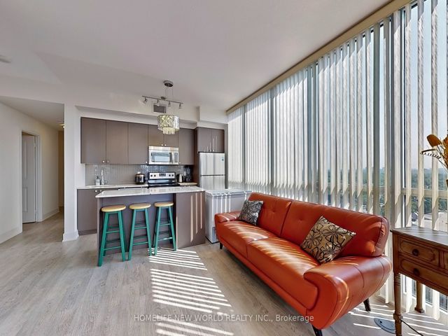 2002 - 88 Sheppard Ave E