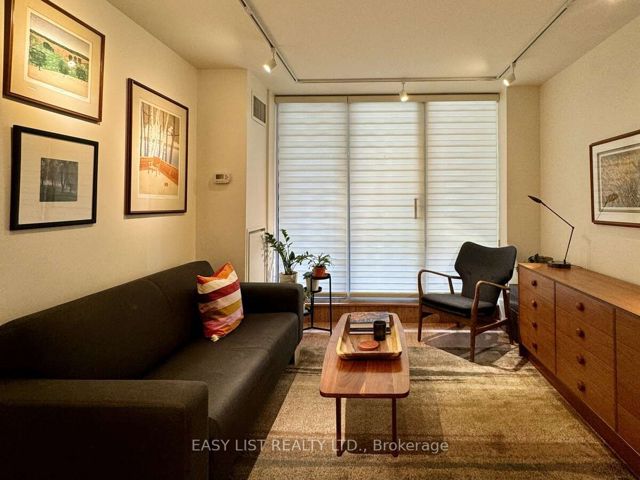 301 - 311 Richmond St E