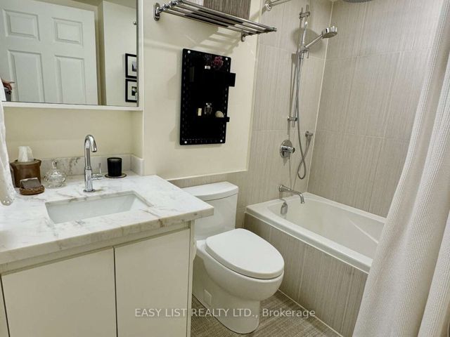 301 - 311 Richmond St E