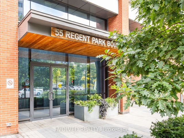 527 - 55 Regent Park Blvd