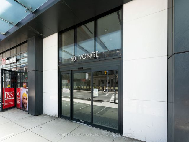 3807 - 501 Yonge St