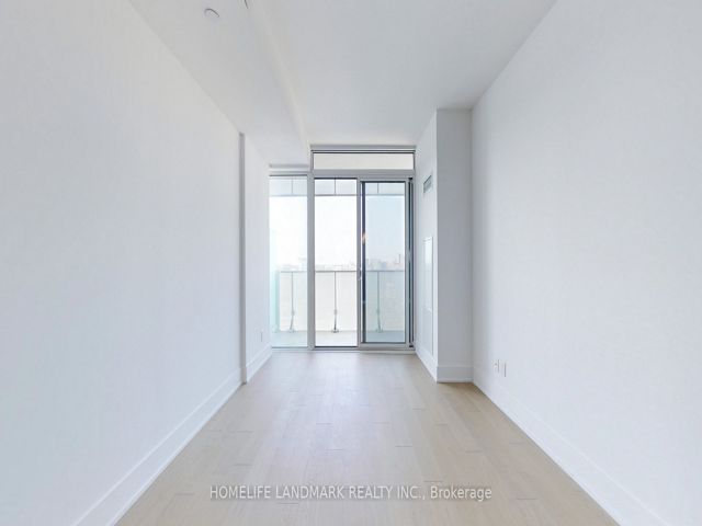 2605 - 200 Bloor St W