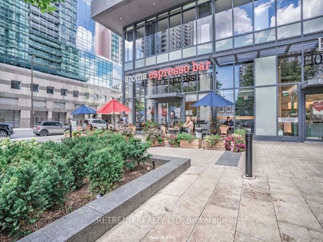 1209 - 5168 Yonge St