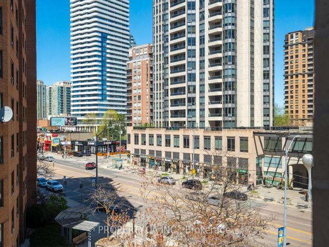 610 - 5418 Yonge St