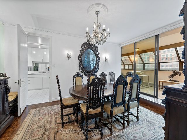 402 - 18A Hazelton Ave