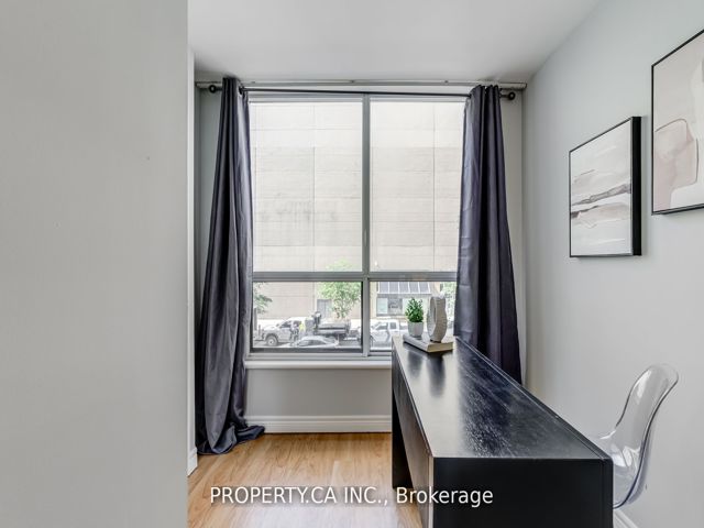 203 - 55 Bloor St E