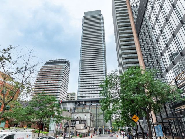 1406 - 501 Yonge St