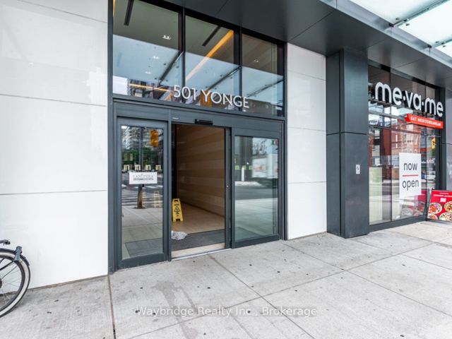 1406 - 501 Yonge St