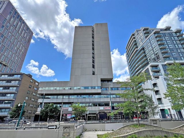 1510 - 720 Spadina Ave