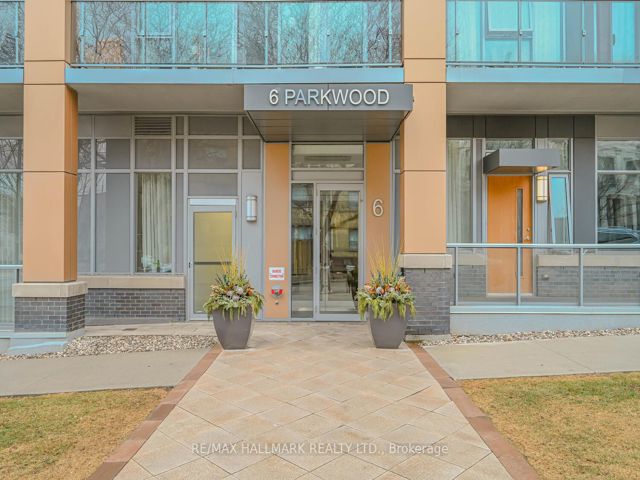 611 - 6 Parkwood Ave