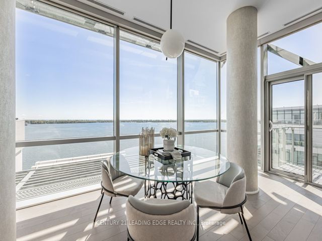 1211 - 39 Queens Quay E