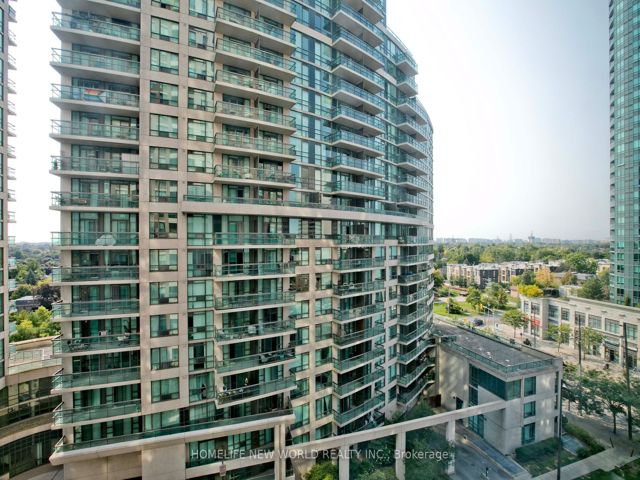 1008 - 7 Lorraine Dr