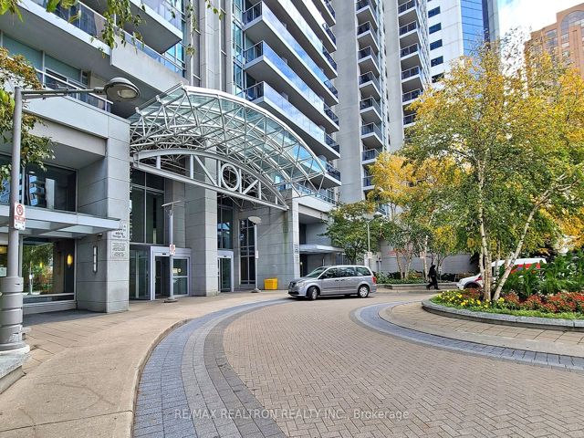 2711 - 4978 Yonge St