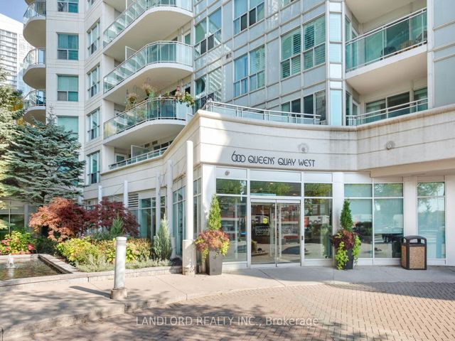 1005 - 600 Queens Quay W