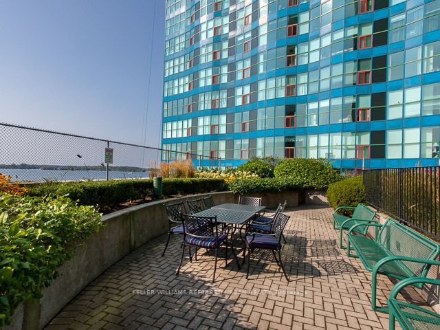 3008 - 77 Harbour Sq