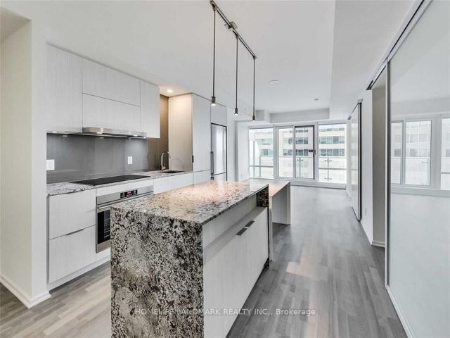 1412 - 1 Bloor St E