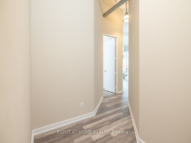 306 - 380 Macpherson Ave