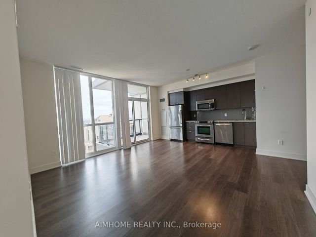 2009 - 88 Sheppard Ave E