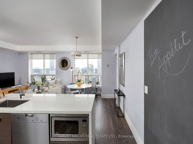 1505 - 168 King St E